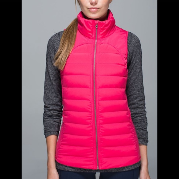 Lululemon Fluffed Up Vest Size 4 - Picture 5 of 7